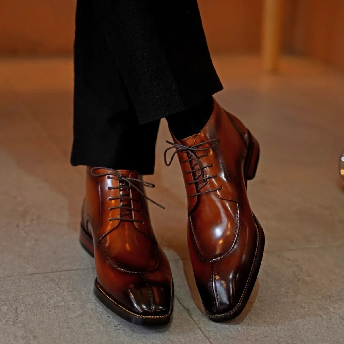 Bottes d'Exception en Cuir - Élégance, Luxe & Confort